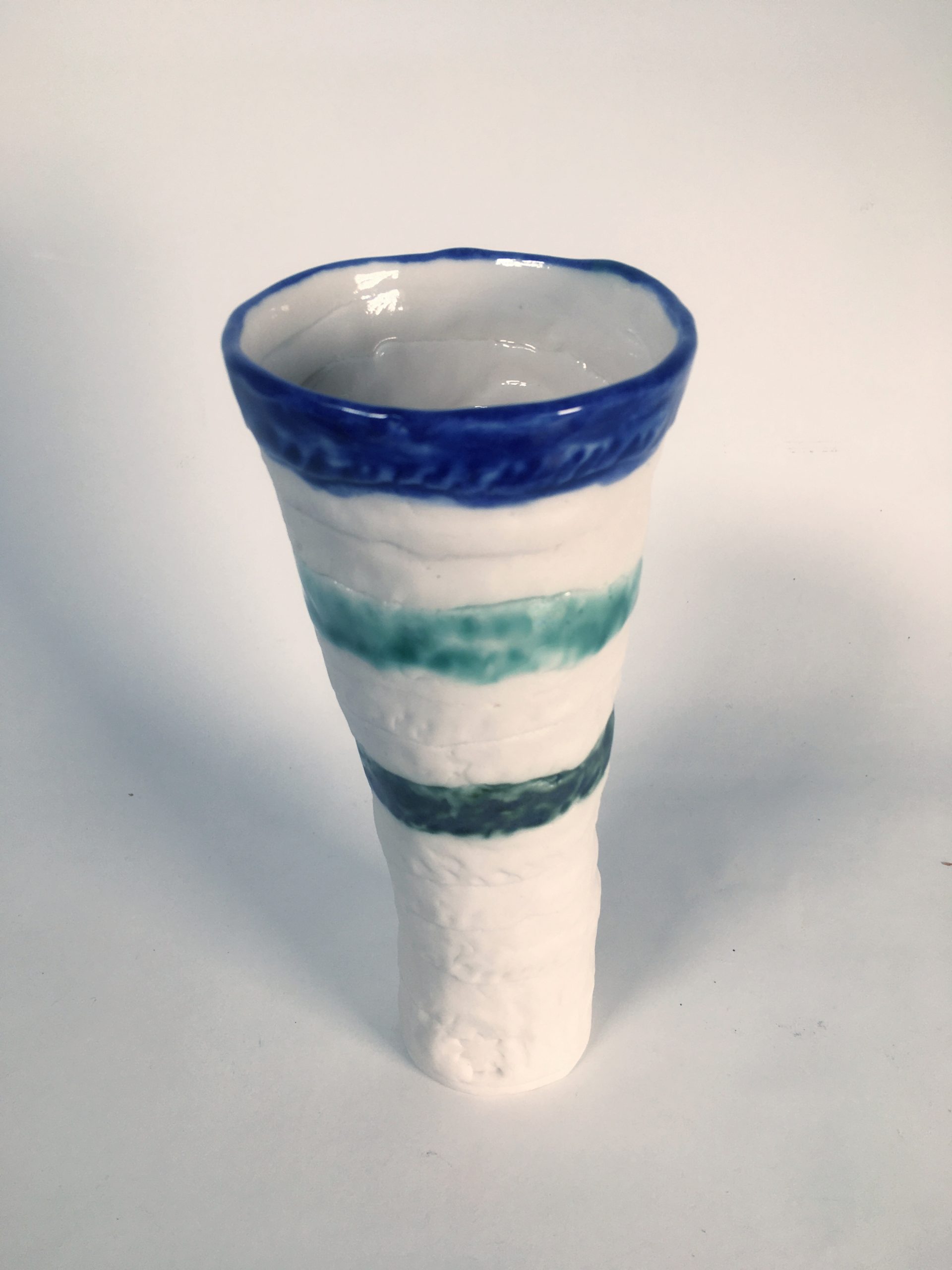 vaso porcellana_ 9x9x19 cm